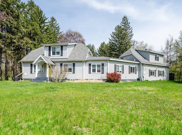 10401 Jericho Road, Bridgman, MI 49106
