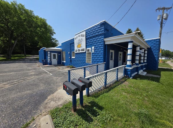 214 Arthur Street, Manistee, MI 49660
