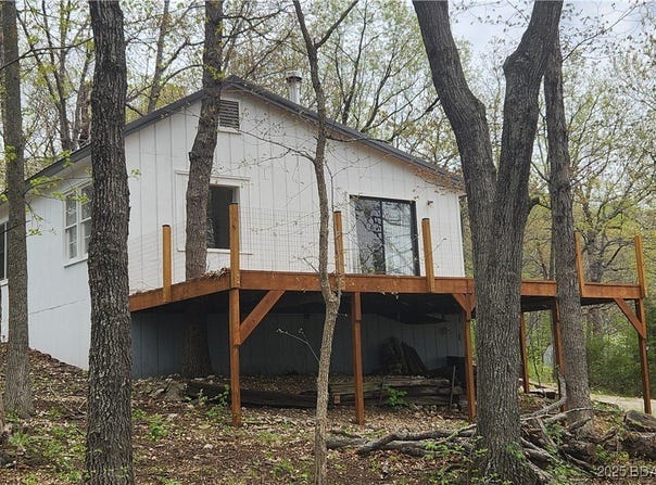 26666 Burton Road, Barnett, MO 65011