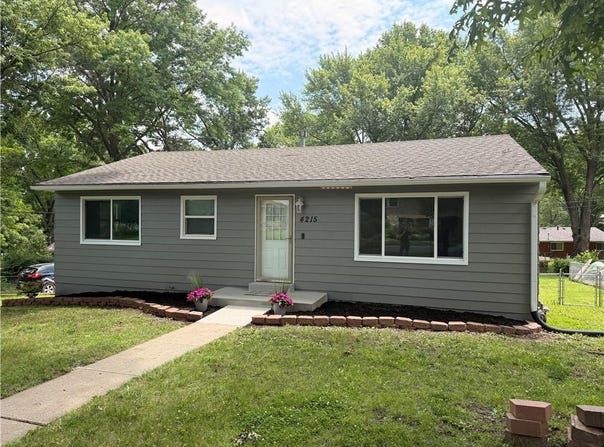 4215 Summit Street, Leavenworth, KS 66048