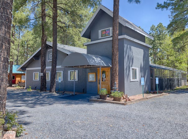 348 W White Mountain Boulevard, Lakeside, AZ 85929