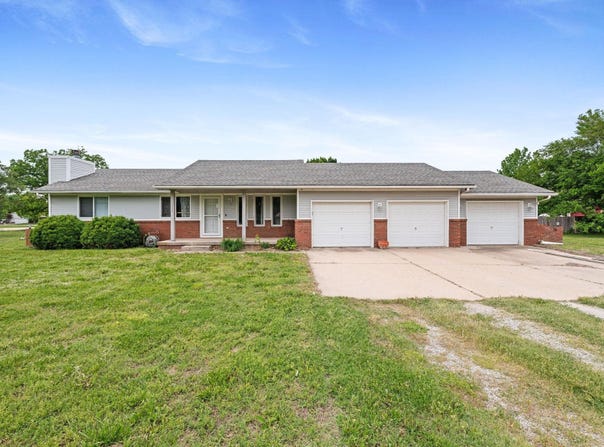 1337 E 81st St S, Haysville, KS 67060