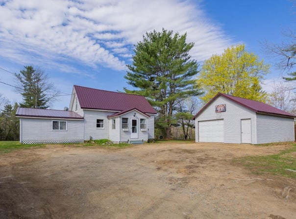 283 School Street, Weld, ME 04285