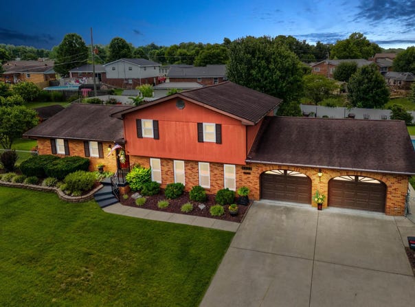 9333 Oak Hill Drive, Ashland, KY 41102