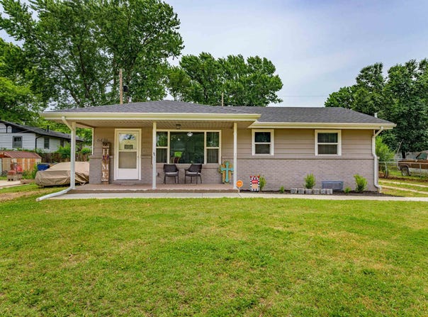 6430 N Longmont St, Park City, KS 67219