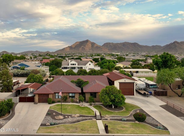 21131 E EXCELSIOR Avenue, Queen Creek, AZ 85142