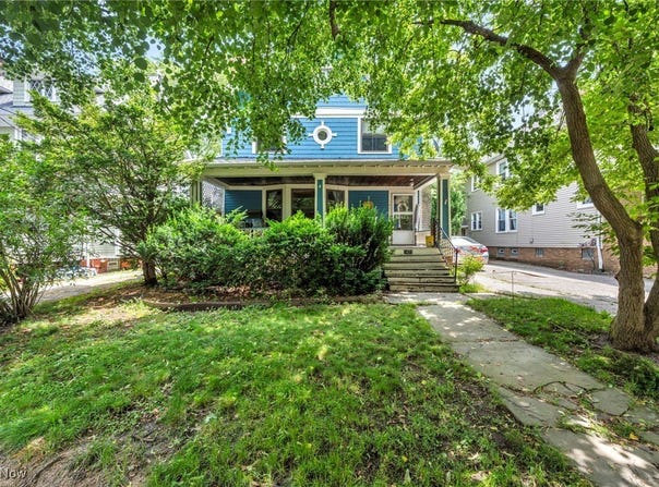 1471 Wayne Avenue, Lakewood, OH 44107