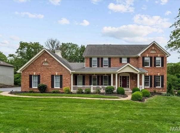 16470 Wilson Farm Drive, Chesterfield, MO 63005