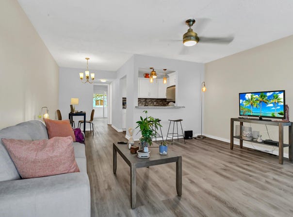 169 Oakridge L, Deerfield Beach, FL 33442