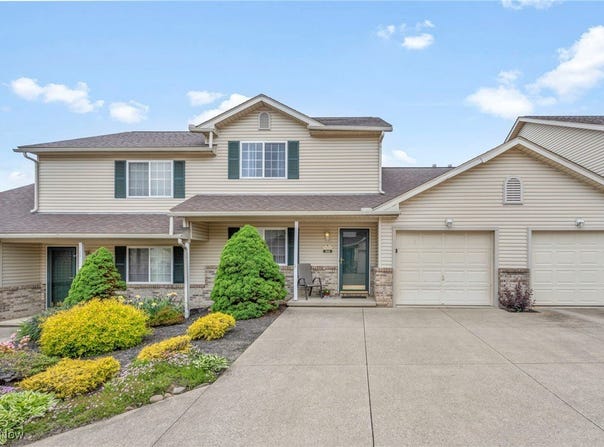 808 Doty Drive, Wadsworth, OH 44281