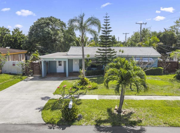 2136 NE 4th Court, Boca Raton, FL 33431
