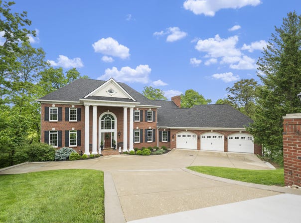 26 Abi Lane, Fort Thomas, KY 41075