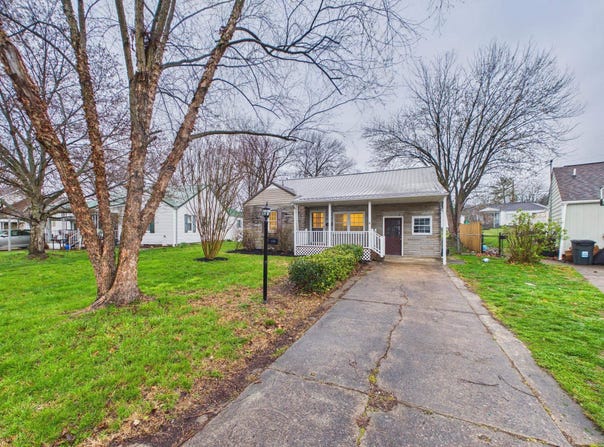 2030 Benedict Circle, Saint Albans, WV 25177