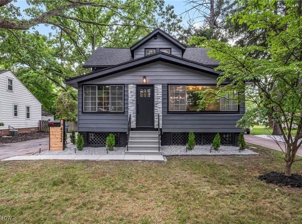 4252 W 223rd Street, Cleveland, OH 44126