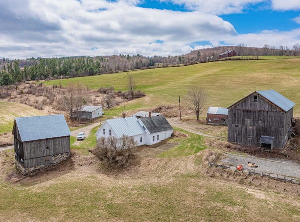 228 Nutter Lane, Barnet, VT 05821