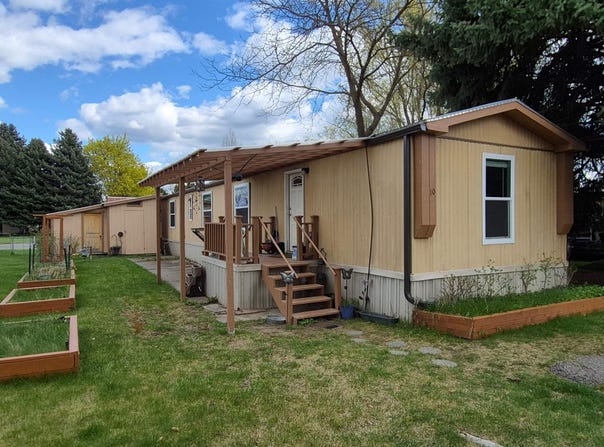3925 E Farwell Rd, Mead, WA 99021