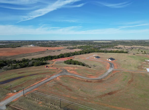 568 Still Meadows, Guthrie, OK 73044
