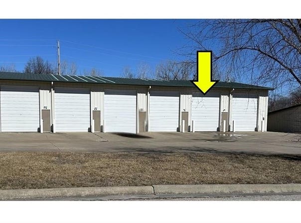 11308 E 218th, Unit 2 Street, Peculiar, MO 64078