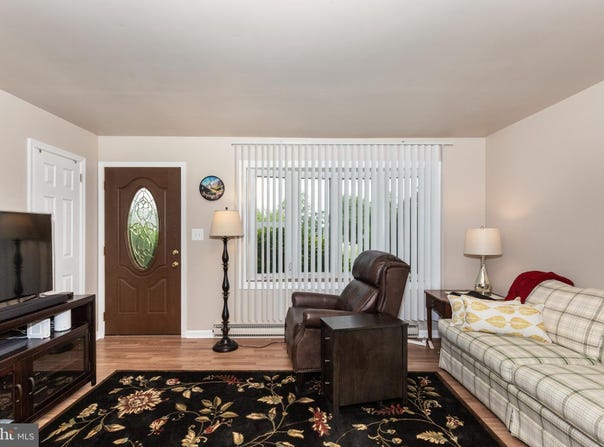 832 LEISTERS CHURCH ROAD, WESTMINSTER, MD 21157
