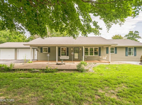 1820 Locust Grove Rd, New Tazewell, TN 37825