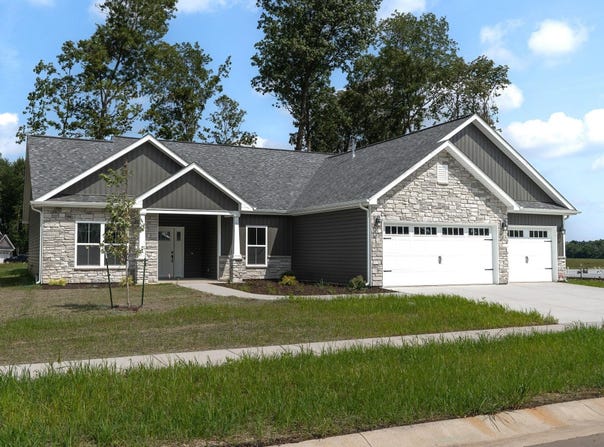 837 S Hoke Avenue, Frankfort, IN 46041