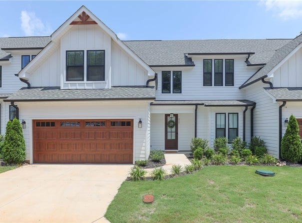 317 Breakwater Lane, Seneca, SC 29678