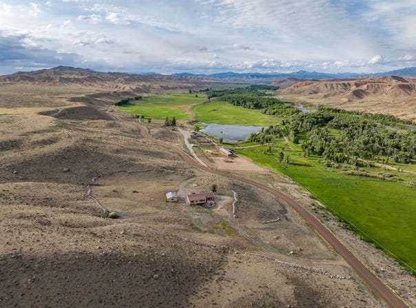109 East Fork Road, Dubois, WY 82513