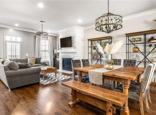 120 Clover Court, Roswell, GA 30075