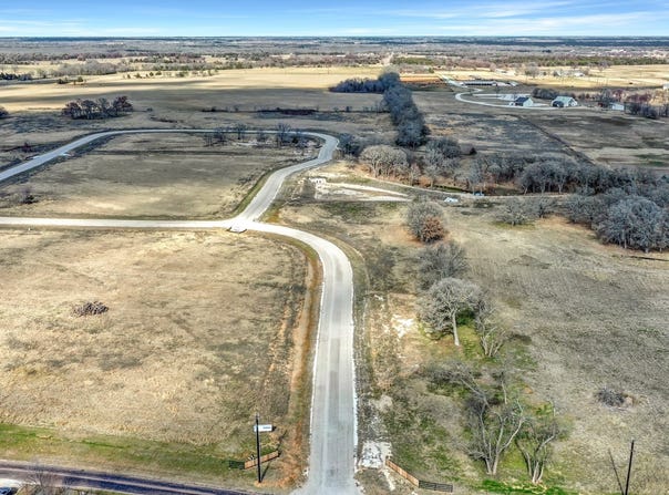 2026 Sundance Road, Whitesboro, TX 76273