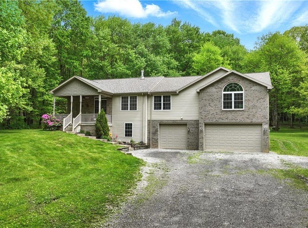1125 Annisville Rd, Washington Twp, PA 16050