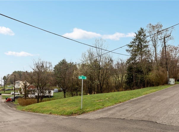 146 McVey St, South Fayette, PA 15082