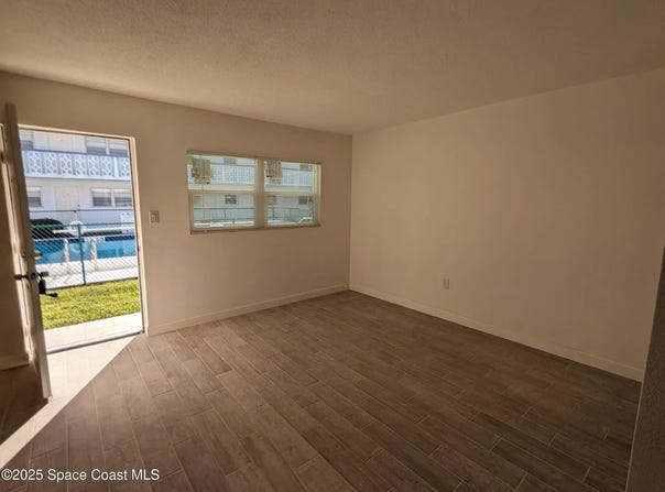 8521 Canaveral Boulevard, Cape Canaveral, FL 32920