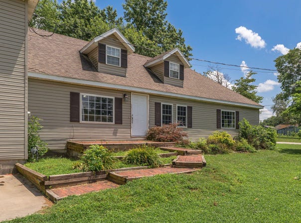 908 A Street, Golden City, MO 64748