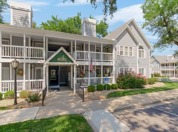 4025 S Crysler Avenue, Independence, MO 64055