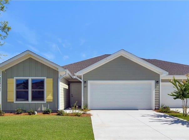 223 Bottlebrush Walk, Brunswick, GA 31525