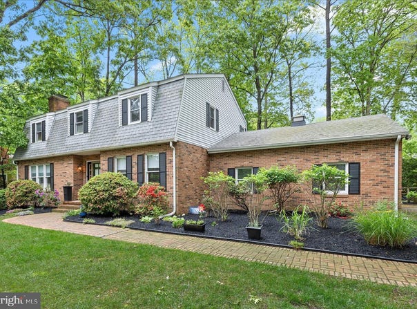 4 CANTERBURY LANE, REHOBOTH BEACH, DE 19971