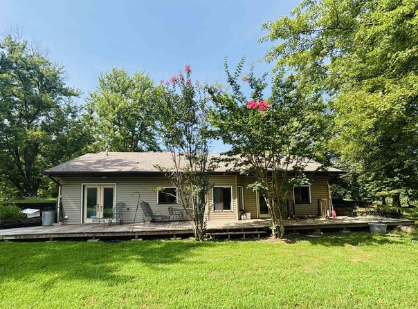 64 Jimmy Lane, DeSoto, IL 62924