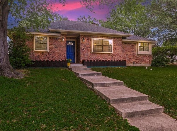 2405 Castle Street, Irving, TX 75038
