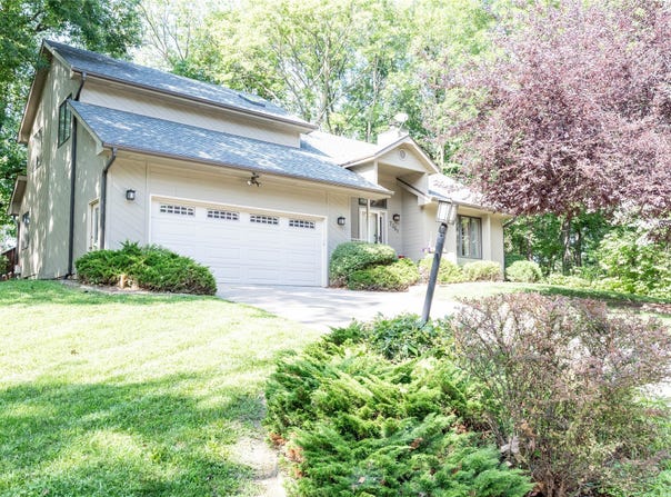 7361 Hyperion Pointe Drive, Johnston, IA 50131