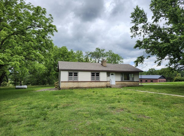 731 E Hubble Drive, Marshfield, MO 65706