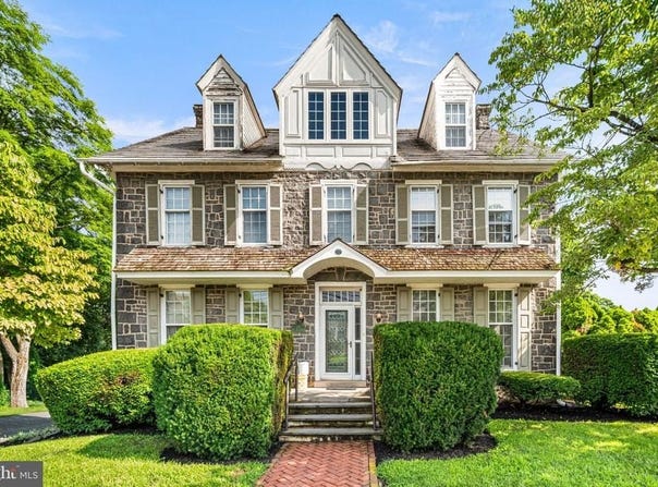 28 W MAIN STREET, ELVERSON, PA 19520
