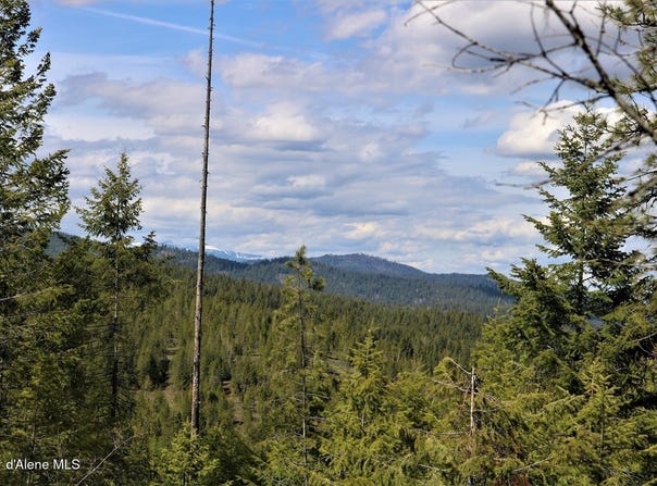 500 Outlook Dr, Cocolalla, ID 83813