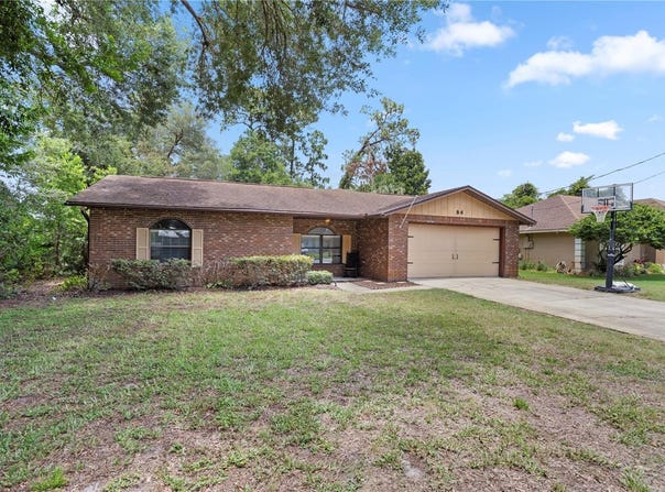 86 SPUR ROAD, DEBARY, FL 32713