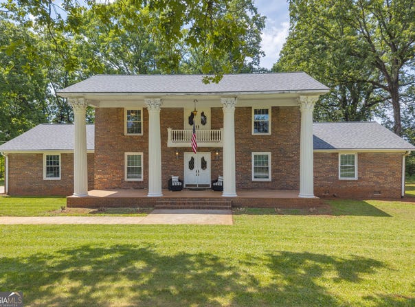 451 Toms Creek Rd Highway 145, Martin, GA 30557