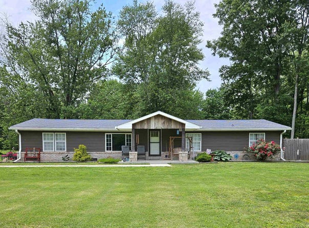 116 SW 12th Street, Linton, IN 47441