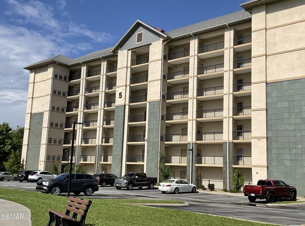 124. Plaza Drive, Pigeon Forge, TN 37863