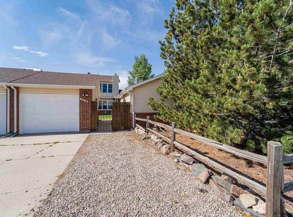 2407 East 16TH St, Cheyenne, WY 82001