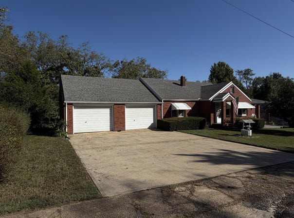 604 W 2nd Street, Mountain View, MO 65548