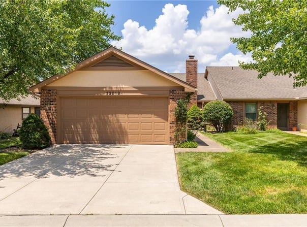 12012 W 121 Street, Overland Park, KS 66213