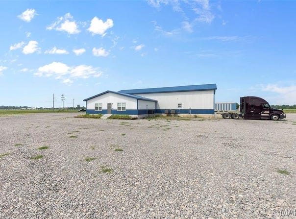 2620 Ables Road, Miner, MO 63801